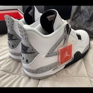 Air Jordan Retro 4 OG CEMENT
